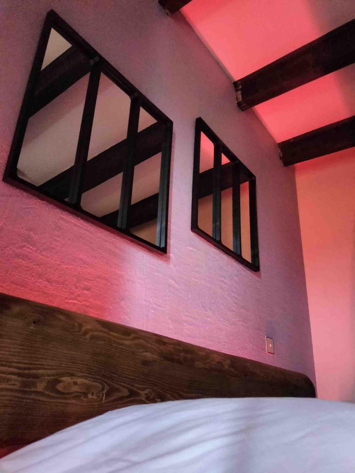 Gite Chambre Spa Prive De L'Ancienne Ferme Vallieres  Exterior photo